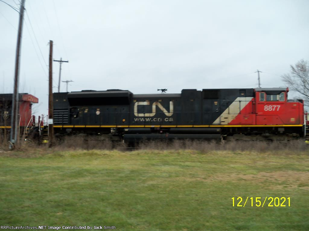 CN 8877